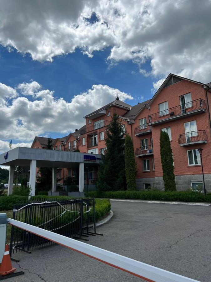 Готель Ягодин Starovoitove Esterno foto